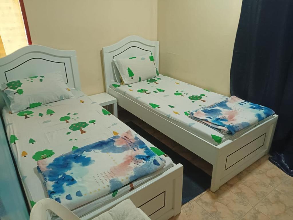 Moon Backpackers , Al Rigga , Partition For Couples And For Singles Apartment Дубай Екстериор снимка